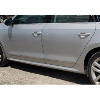 Ручка двери наружная задняя левая VW Passat b8 16-19 NMS USA LA7W серебро 1K8837205FGRU 1K8-837-205-F-GRU купить на разборке в Киеве в Одессе в Виннице отправляем в другие города