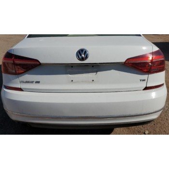 Крышка багажника белая LC9A голая VW Passat b8 16-19 NMS USA 561827025L 561-827-025-L купить на разборке в Киеве в Одессе в Виннице отправляем в другие города