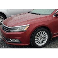 Крыло переднее левое красное голое VW Passat b8 16-19 NMS USA 561821021A 561-821-021-A купить на разборке в Киеве в Одессе в Виннице отправляем в другие города