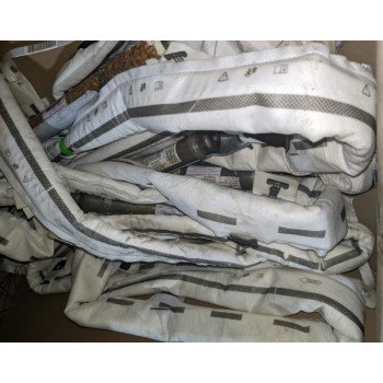 Подушка безопасности левая потолок airbag боковая шторка VW Passat b8 16-19 NMS USA 561880741C 561-880-741-C купить на разборке в Киеве в Одессе в Виннице отправляем в другие города Подушка безопасности левая потолок airbag боковая шторка VW Passat b8 16-19 NMS USA 561880741C 561-880-741-C купить на разборке в Киеве в Одессе в Виннице отправляем в другие города