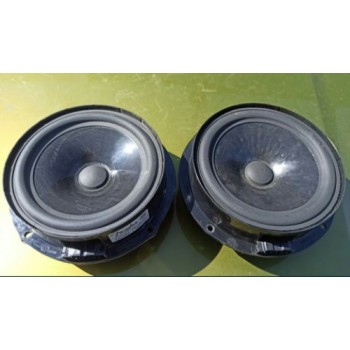 Динамик задний левый Fender VW Passat B7 11-15 USA 561035453 561035453A 561-035-453 561-035-453-A купить на разборке в Киеве в Одессе в Виннице отправляем в другие города