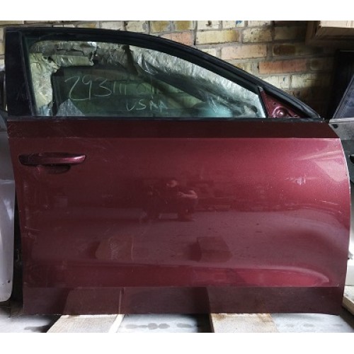 Дверь передняя правая бордовая LQ3Z голая VW Passat B7 USA 561831056G, 561-831-056-G купить на разборке в Киеве в Одессе в Виннице