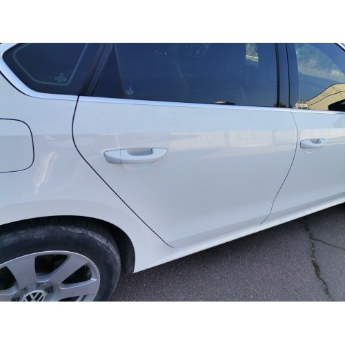 Дверь задняя правая белая LB9A голая VW Passat B7 USA 561833056C, 561-833-056-C купить на разборке в Киеве в Одессе в Виннице