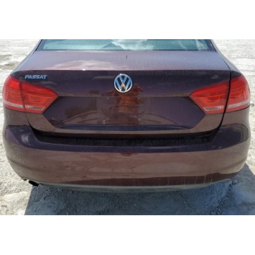 Крышка багажника бордовая LQ3Z голая VW Passat B7 USA 561827025D, 561-827-025-D купить на разборке в Киеве отправляем в другие города