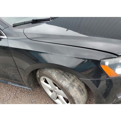 Крыло переднее правое L041 черное VW Passat B7 USA 561821022, 561-821-022 купить на разборке в Киеве отправляем в другие города