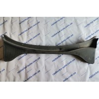 Накладка дворников жабо (пластик) VW Passat b7 USA 11-15 NMS 561819415 561803165 561.819.415 561-819-415 561-803-165 купить на разборке в Киеве в Одессе в Виннице отправляем в другие города