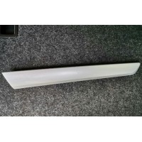 Накладка передней правой двери VW Passat b7 USA под алюминий 561867410 561-867-410 купить на разборке в Киеве в Одессе в Виннице отправляем в другие города