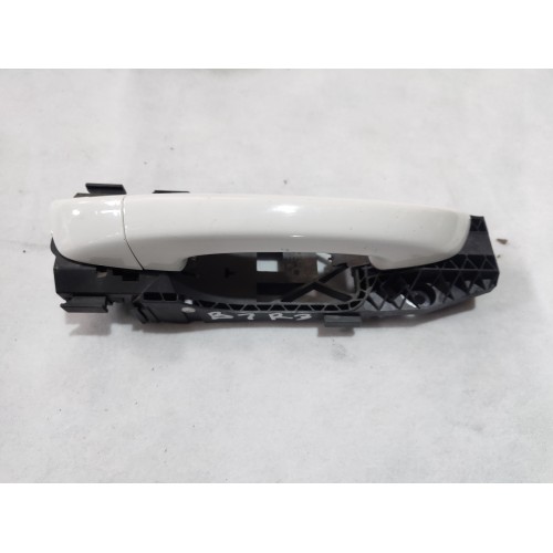 Ручка задней правой двери внешняя VW Passat B7 11-15 USA 1K8837206FGRU, 1K8-837-206-F-GRU купить на разборке в Киеве в Одессе в Виннице
