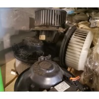Вентилятор мотор печки VW Passat b7 USA 11-15 NMS 561820015E 561-820-015-E купить на разборке в Киеве в Одессе в Виннице отправляем в другие города