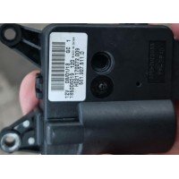 Актуатор моторчик привод заслонка печки VW Passat b7 под кондиционер 561907511D 561-907-511-D купить на разборке в Киеве в Одессе в Виннице отправляем в другие города
