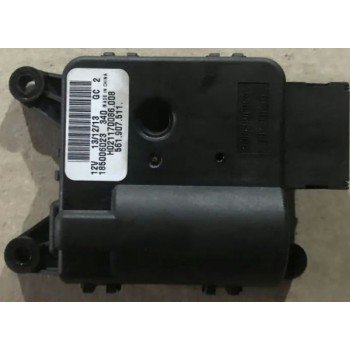 Актуатор моторчик привод печки VW Passat b7 заслонка под кондиционер 561907511 561-907-511 купить на разборке в Киеве в Одессе в Виннице отправляем в другие города