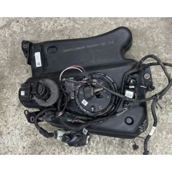 Бак Adblue бак мочевины VW Passat b7 11-15 USA 2.0TDI с насосом 561131878B 561-131-878-B купить на разборке в Киеве в Одессе в Виннице отправляем в другие города