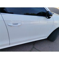 Дверь передняя правая белая LB9A голая VW Passat B7 USA 561831056G 561-831-056-G купить на разборке в Киеве в Одессе в Виннице отправляем в другие города