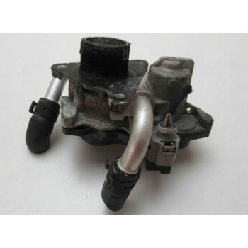 Клапан ЕГР VW Passat b7 11-15 USA 2.0TDI 03L131501K 03L-131-501-K купить на разборке в Киеве в Одессе в Виннице отправляем в другие города