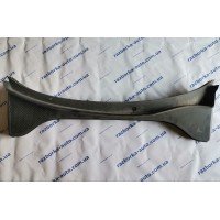 Накладка дворников жабо (пластик) VW Passat b7 USA 11-15 NMS 561819415 561803165 561.819.415 561-819-415 561-803-165 купить на разборке в Киеве в Одессе в Виннице отправляем в другие города