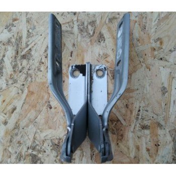 Петля капота левая VW Passat b7 USA 11-15 561823301 561-823-301 купить на разборке в Киеве в Одессе в Виннице отправляем в другие города Петля капота левая VW Passat b7 USA 11-15 561823301 561-823-301 купить на разборке в Киеве в Одессе в Виннице отправляем в другие города