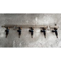 Топливная рейка VW Passat b7 11-15 USA 2.5 07K133317E 07K-133-317-E купить на разборке в Киеве в Одессе в Виннице отправляем в другие города